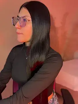 Snapshot of _allondra_ chatting on January 13, 10:24 pm allondra online show from January 13, 10:24 pm