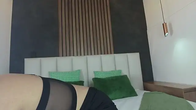 Snapshot of eva_daemon chatting on October 16, 11:44 am eva daemon online show from October 16, 11:44 am