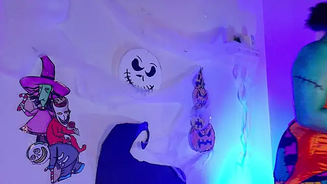 Snapshot of eva_daemon chatting on October 31, 11:44 am eva daemon online show from October 31, 11:44 am