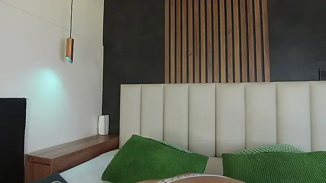 eva daemon online show from February 17, 12:01 pm