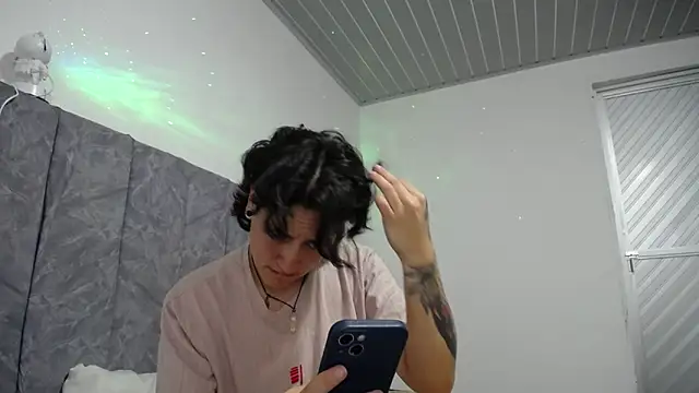 linda 33 online show from January 15, 10:02 pm