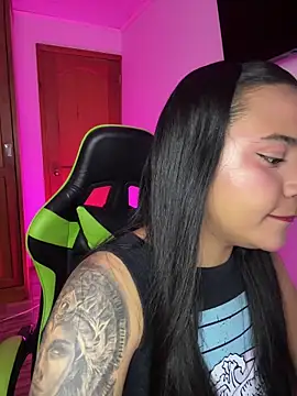 leila 22 online show from March 5, 7:26 am