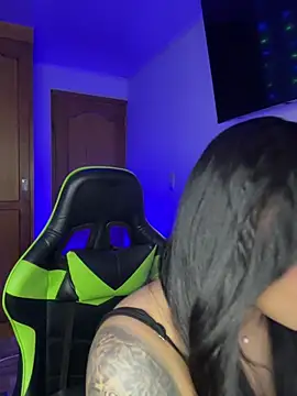 leila 22 online show from March 10, 7:46 am