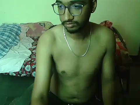 Snapshot of dineshcallboyhyderabad chatting on September 11, 4:12 am dineshcallboyhyderabad online show from September 11, 4:12 am