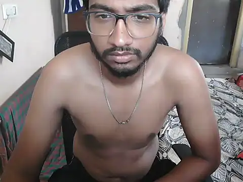 Snapshot of dineshcallboyhyderabad chatting on April 13, 2:06 am dineshcallboyhyderabad online show from April 13, 2:06 am