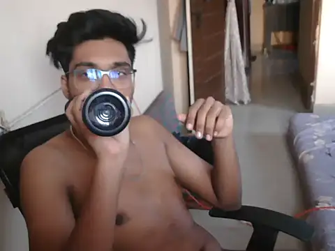 Snapshot of dineshcallboyhyderabad chatting on May 10, 12:32 pm dineshcallboyhyderabad online show from May 10, 12:32 pm