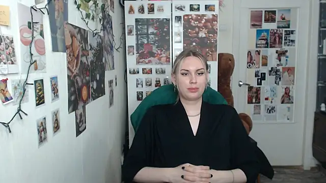 CapriScorpion online show from January 28, 5:35 pm