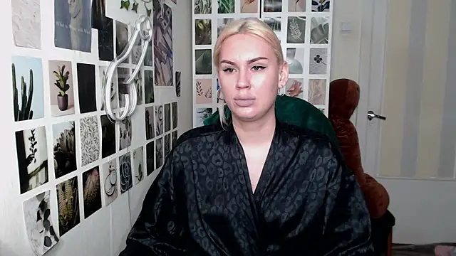 CapriScorpion online show from October 20, 12:49 pm