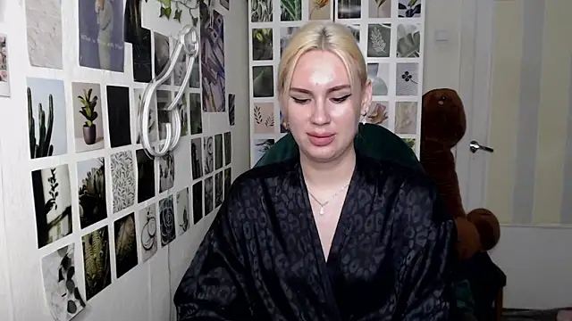 CapriScorpion online show from October 21, 3:02 pm