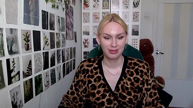 CapriScorpion online show from May 6, 10:53 am