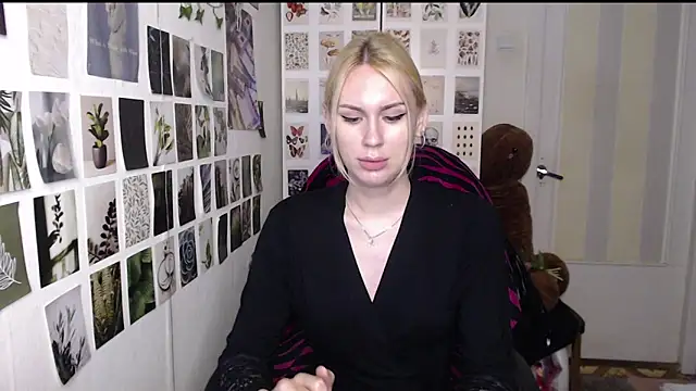 CapriScorpion online show from June 18, 1:37 pm
