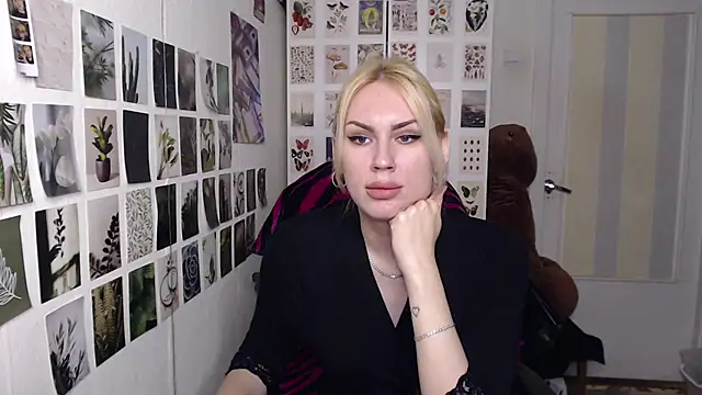 CapriScorpion online show from July 6, 2:36 pm