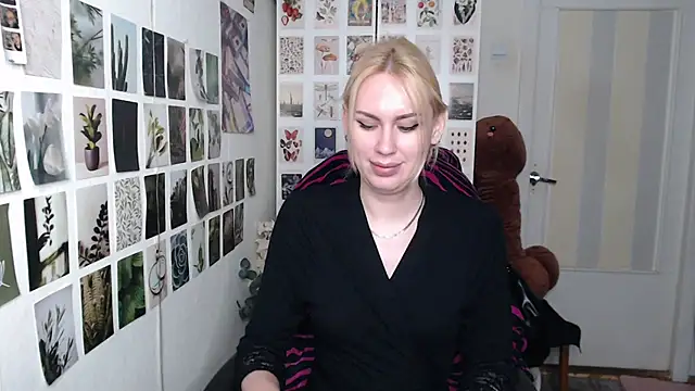 CapriScorpion online show from July 8, 1:26 pm