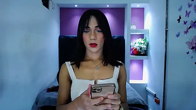 KatrinaQueen1 online show from October 22, 9:25 pm