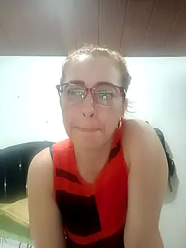 Snapshot of mademonsexy chatting on October 21, 10:54 pm mademonsexy online show from October 21, 10:54 pm