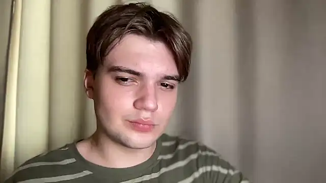 superfluboy  online show from March 1, 11:06 am