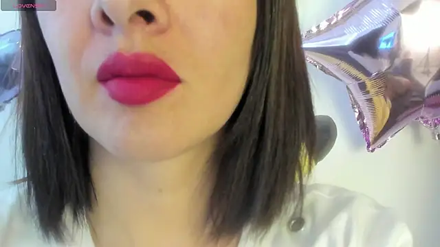 queen fetish online show from June 13, 4:49 pm