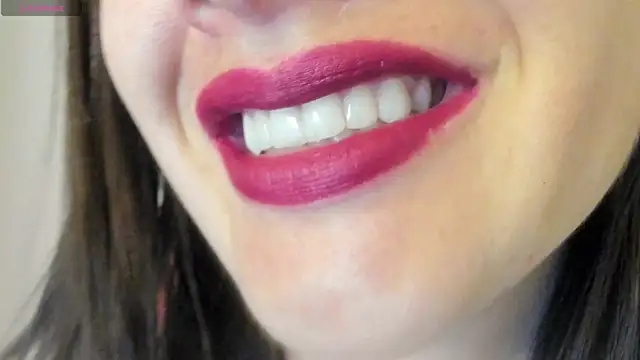 queen fetish online show from June 23, 9:51 am