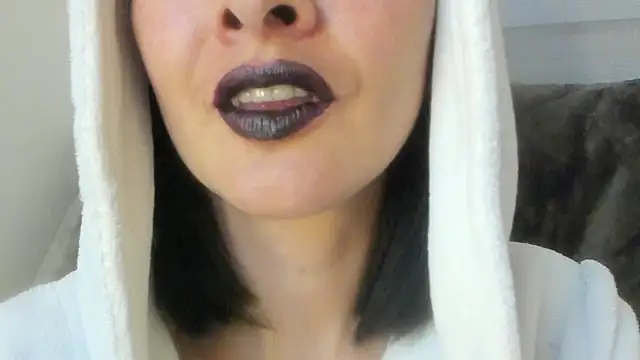 queen fetish online show from July 15, 10:26 pm