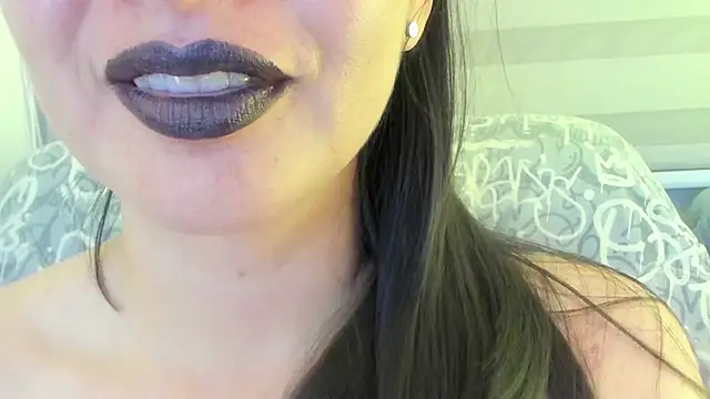 queen fetish online show from July 30, 10:42 pm
