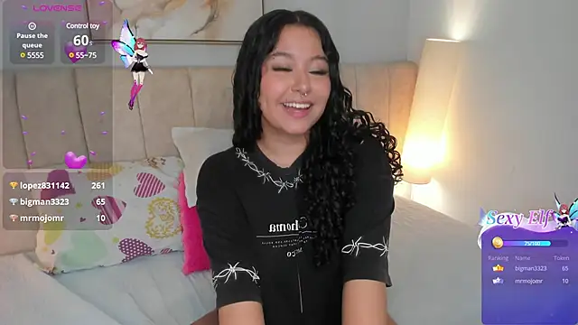 Atenea cuteee online show from December 13, 5:05 am