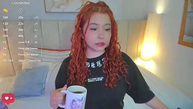 Atenea cuteee online show from February 4, 2:06 am