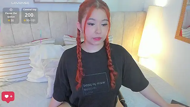 Atenea cuteee online show from February 18, 2:07 am