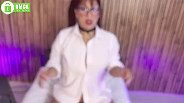 evelynjohnsoon online show from June 8, 2:17 pm