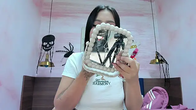 Snapshot of AnneDixie chatting on October 29, 3:09 am AnneDixie online show from October 29, 3:09 am