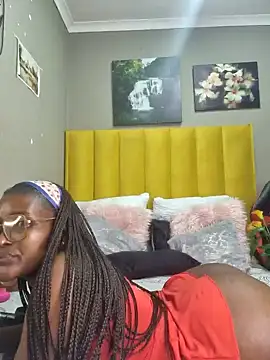 Bustygoddess32 online show from January 5, 11:37 am