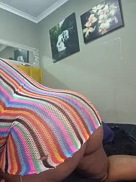 Bustygoddess32 online show from February 20, 9:42 pm