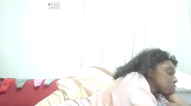 Sexxybella27 online show from December 28, 11:59 pm