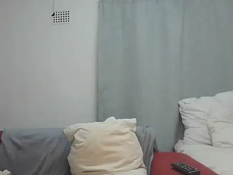 Sexxybella27 online show from December 16, 9:31 pm