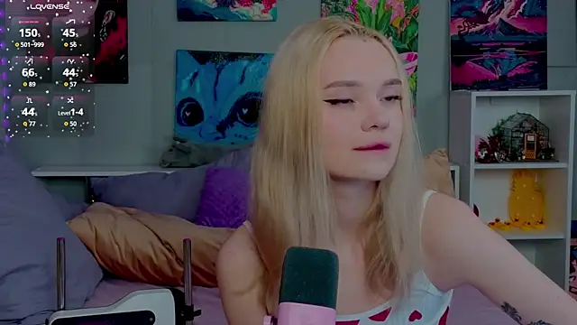 Snapshot of Viena_dias chatting on March 2, 3:52 pm Viena dias online show from March 2, 3:52 pm