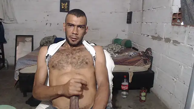 Snapshot of erik_alexander chatting on November 13, 9:25 pm erik alexander online show from November 13, 9:25 pm