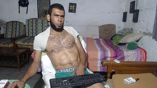 Snapshot of erik_alexander chatting on December 15, 7:56 am erik alexander online show from December 15, 7:56 am