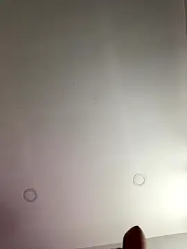 Snapshot of Charlotte_cutee18 chatting on October 31, 1:06 am Charlotte cutee18 online show from October 31, 1:06 am