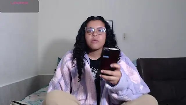 Snapshot of agata_22 chatting on March 13, 3:13 am agata 22 online show from March 13, 3:13 am