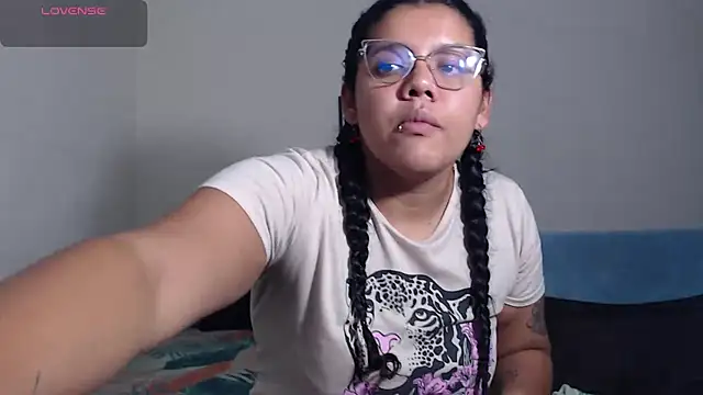 Snapshot of agata_22 chatting on March 19, 3:10 am agata 22 online show from March 19, 3:10 am
