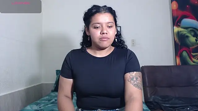 Snapshot of agata_22 chatting on May 26, 1:12 am agata 22 online show from May 26, 1:12 am