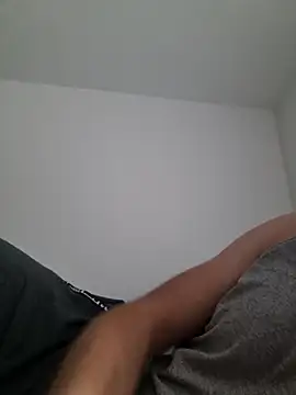 suarez1235 online show from November 17, 9:37 am