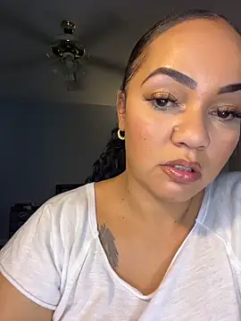 DestineeJayde online show from October 24, 5:15 am