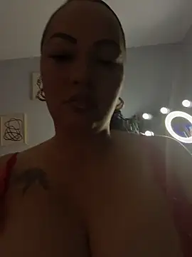 Snapshot of DestineeJayde chatting on May 21, 4:52 am DestineeJayde online show from May 21, 4:52 am