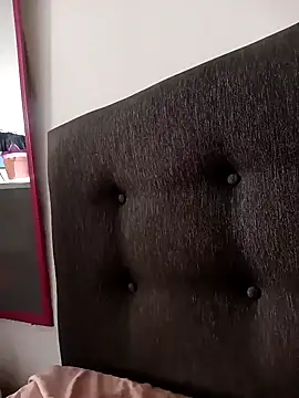 Snapshot of lenka_24 chatting on February 8, 3:53 pm lenka 24 online show from February 8, 3:53 pm