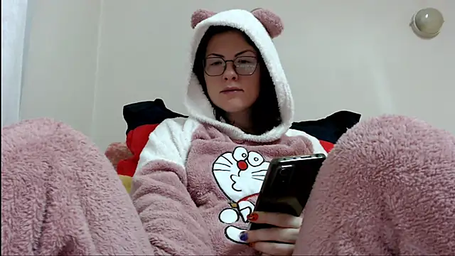 vaders daughter online show from October 31, 4:30 pm