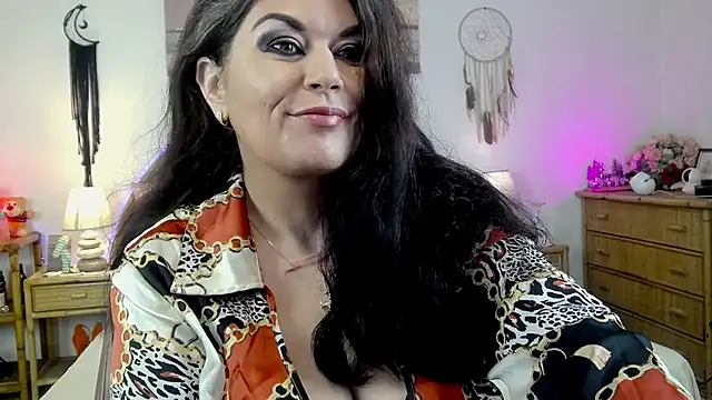 EllenGrace online show from March 23, 9:35 am