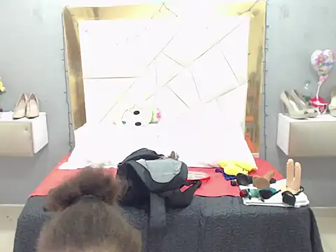 CanellaHotx online show from January 7, 2:41 pm