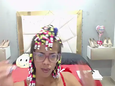 CanellaHotx online show from January 25, 3:52 pm