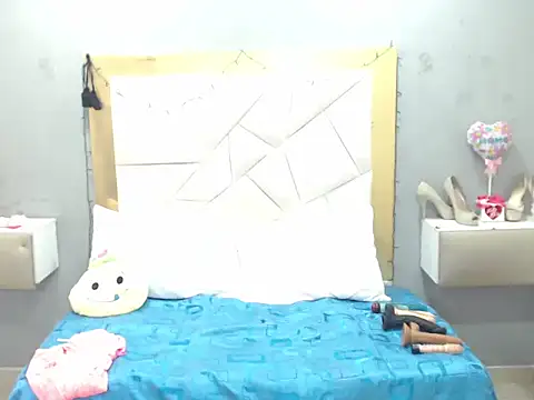 CanellaHotx online show from February 20, 6:13 pm