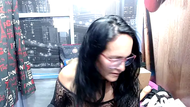 Nastylatinaxxx online show from December 20, 11:37 pm